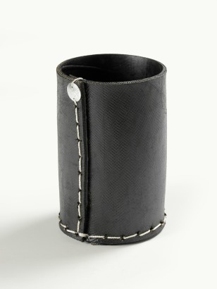 POT À COUVERTS · Pneu recyclé