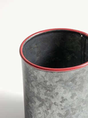 GOBELET NOIR & ROUGE · Fer...