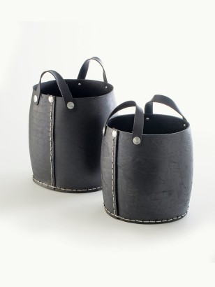 2 BASKETS WITH GIGOGNES HANDLES · Recycled tire