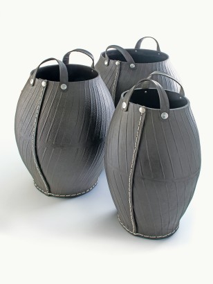 3 LARGE GIGOGNES JARS · Recycled tire